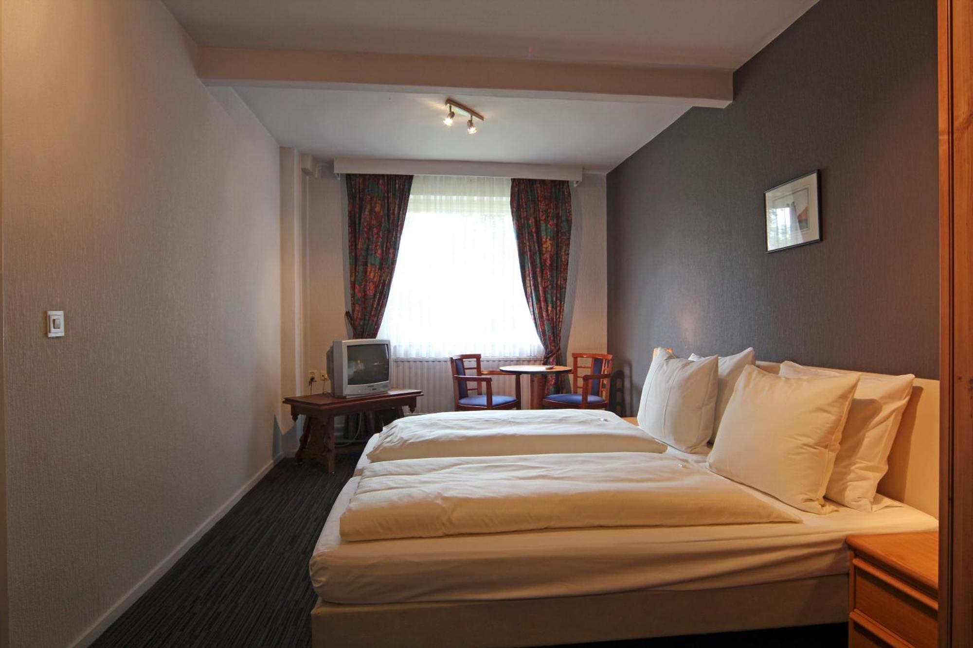 Grand Hotel Monopole Valkenburg aan de Geul Room photo
